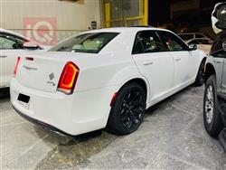 كرايسلر 300